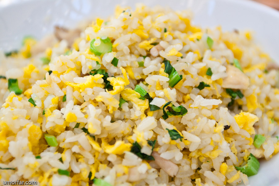 arroz frito con camarones y vegetales
